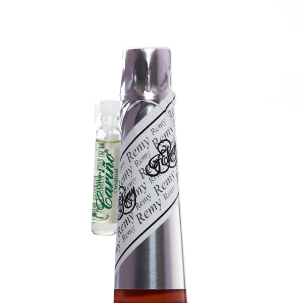 Vial de Colonia de Pusanga Remy de 230 mL